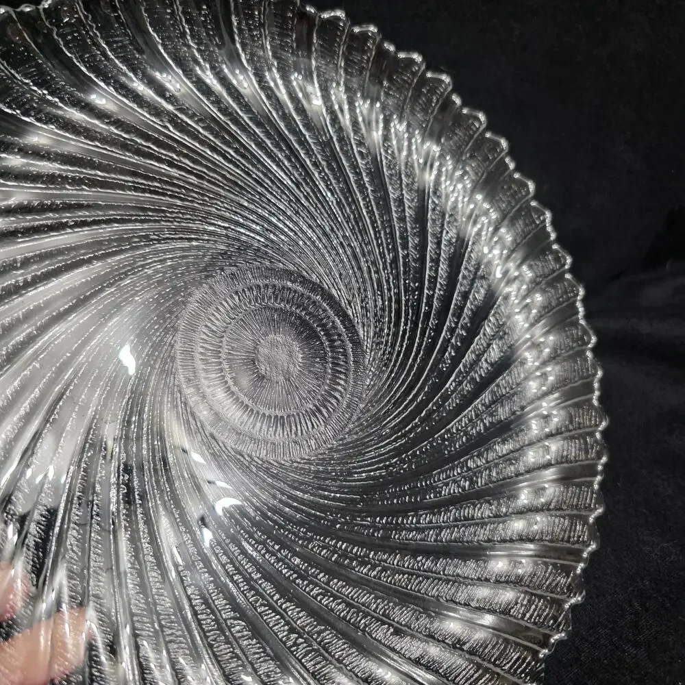 Vintage Arcoroc France Seabreeze 10” Clear Glass Spiral Swirl Dinner Plate